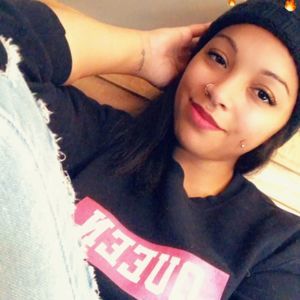 Meet your Posher, Rochelle